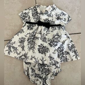 NWTags New black and white toile print